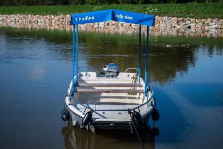pujcovna-lodi-batuv-kanal-65.webp